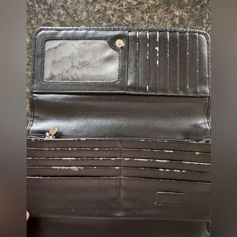 Roots Genuine Leather Long Wallet Made in Canada - Picture 8 of 10